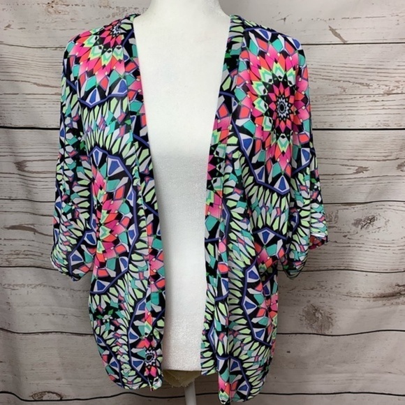 NWOT Xhilaration Tribal/Aztec Lace Cover-Up - Picture 2 of 6